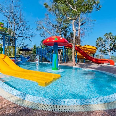 MyRus Resort Langkawi Pantai Cenang  Bagian luar foto